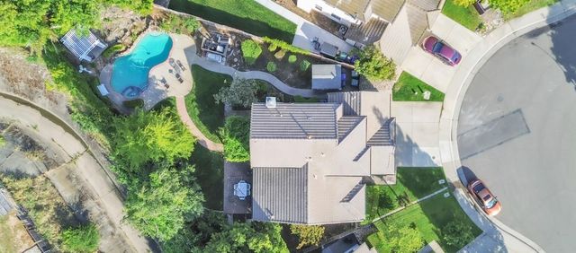 9025 Athelson Pl, Sacramento, CA 95829