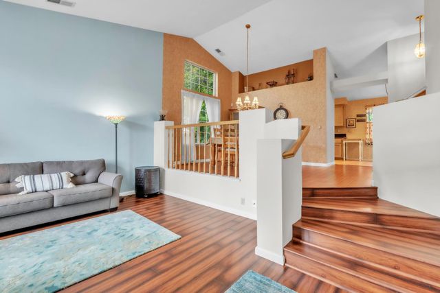 9025 Athelson Pl, Sacramento, CA 95829