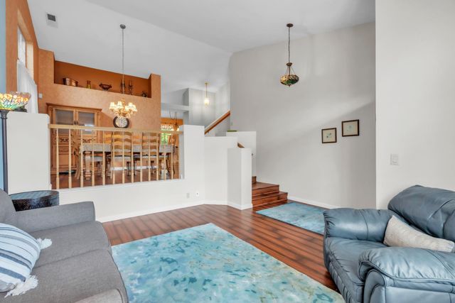 9025 Athelson Pl, Sacramento, CA 95829