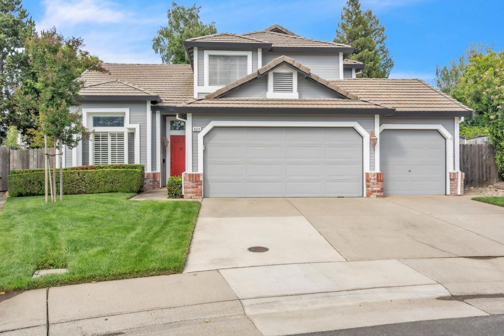 9025 Athelson Pl, Sacramento, CA 95829