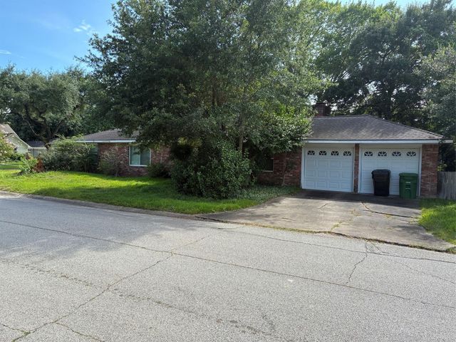4502 Creekbend Drive, Houston, TX 77035