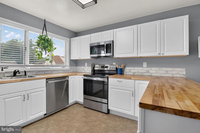 8214 W WEST END DR, Orchard Beach, MD 21226