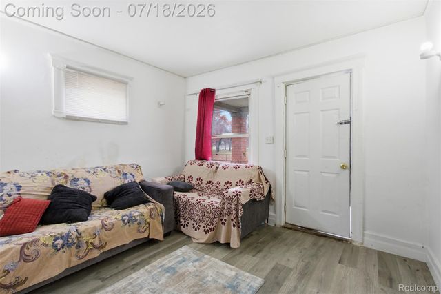 5056 Charles Street, Detroit, MI 48212