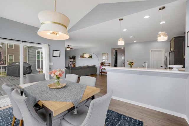 N61W13722 Weyer Farm DRIVE, Menomonee Falls, WI 53051