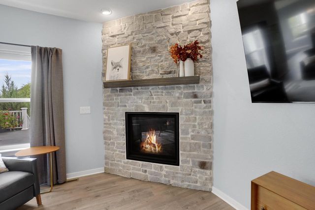 N61W13722 Weyer Farm DRIVE, Menomonee Falls, WI 53051