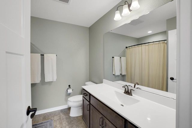 N61W13722 Weyer Farm DRIVE, Menomonee Falls, WI 53051