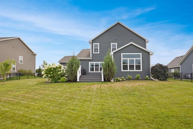 N61W13722 Weyer Farm DRIVE, Menomonee Falls, WI 53051