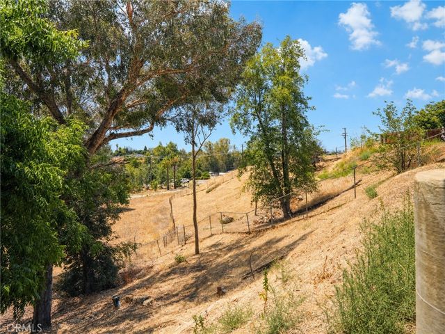 35353 Cabrini Drive, Yucaipa, CA 92399