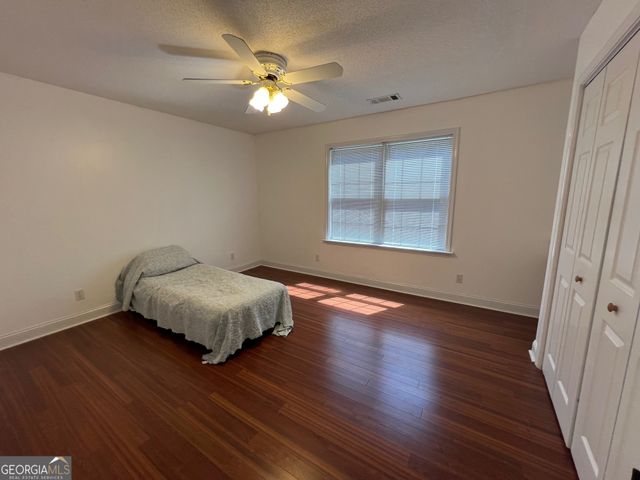 111 Red Oak Glen, Centerville, GA 31028