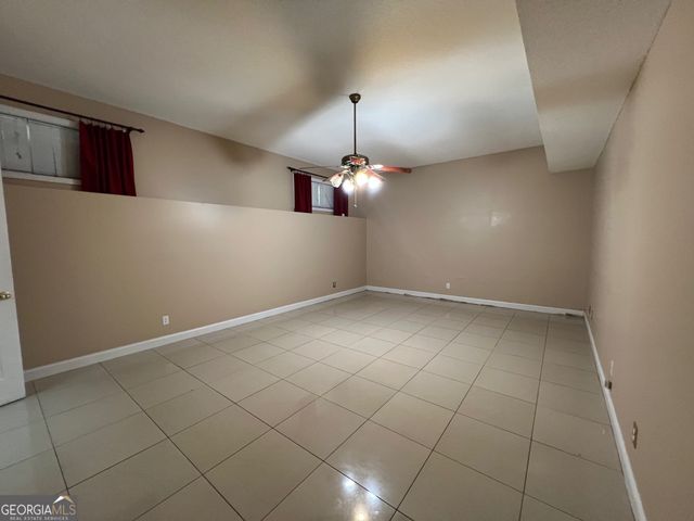 111 Red Oak Glen, Centerville, GA 31028