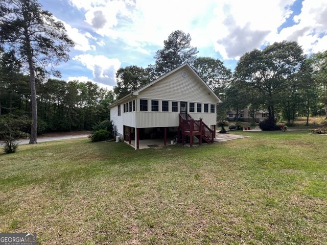 111 Red Oak Glen, Centerville, GA 31028