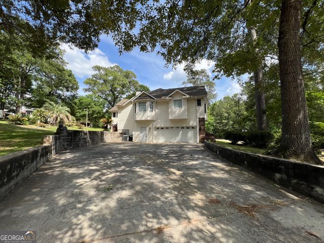 111 Red Oak Glen, Centerville, GA 31028