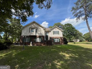 111 Red Oak Glen, Centerville, GA 31028