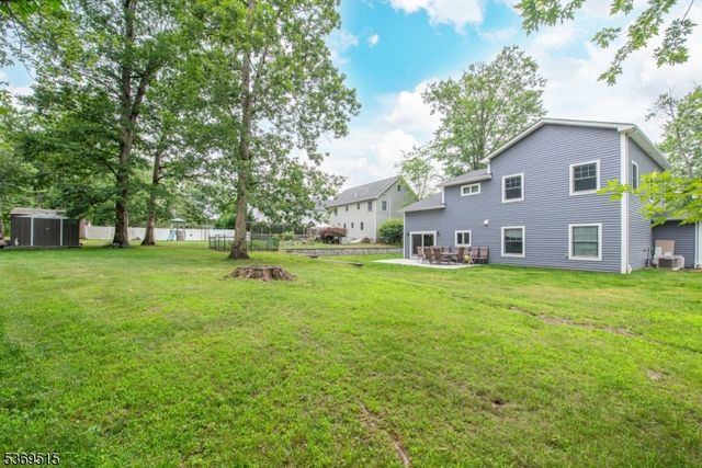 40 Lee Rd, Livingston Twp., NJ 07039