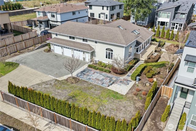 2118 246th Avenue SE, Sammamish, WA 98075