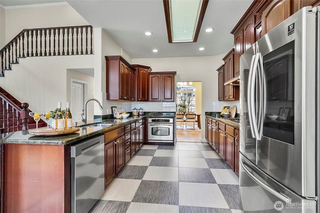 2118 246th Avenue SE, Sammamish, WA 98075