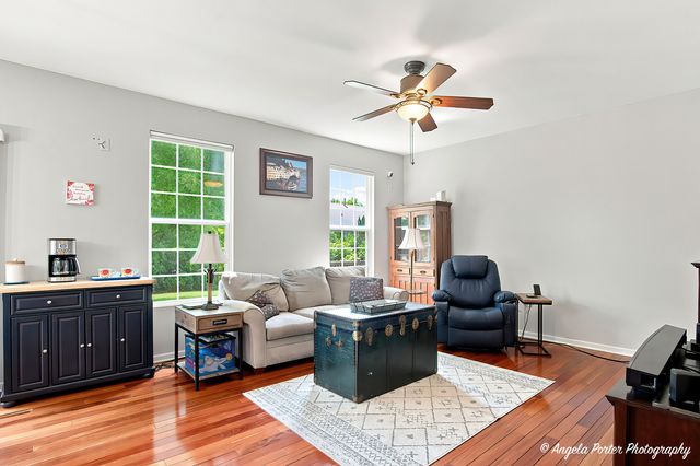 317 Talismon Drive, Crystal Lake, IL 60012