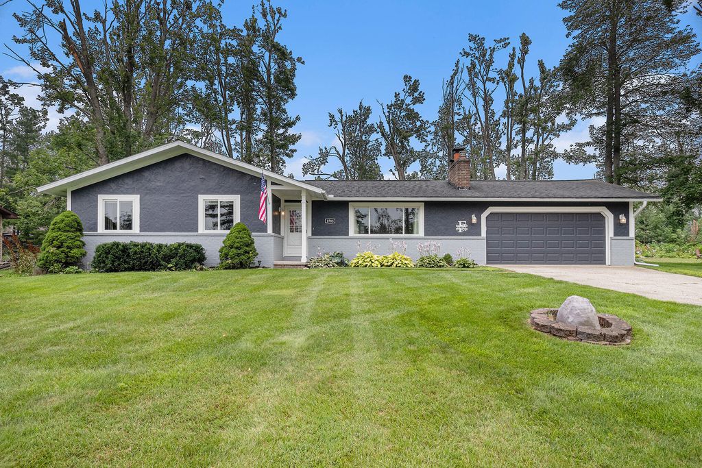 1783 Baden Strasse, Gaylord, MI 49735