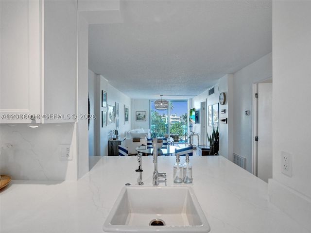 1777 SE 15th St 308, Fort Lauderdale, FL 33316