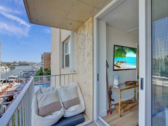 1777 SE 15th St 308, Fort Lauderdale, FL 33316