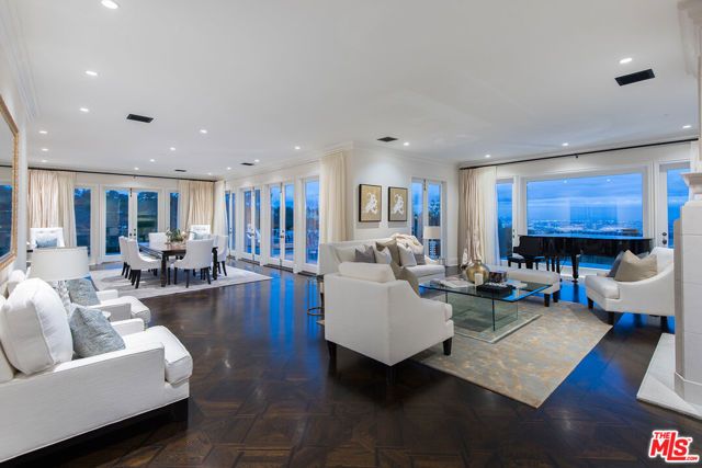 980 STRADELLA Road, Los Angeles, CA 90077