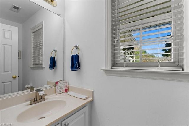 4012 Berkshire Court, High Point, NC 27265