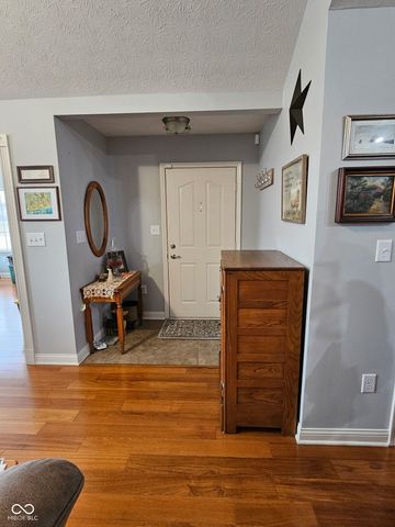 13832 Rue Fontaine Lane, Mccordsville, IN 46055