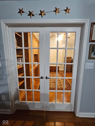 13832 Rue Fontaine Lane, Mccordsville, IN 46055