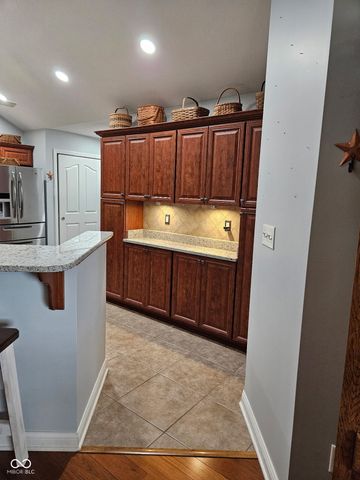 13832 Rue Fontaine Lane, Mccordsville, IN 46055