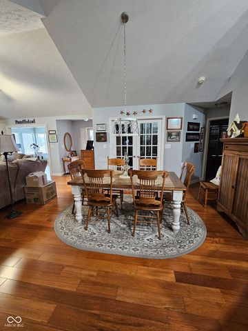 13832 Rue Fontaine Lane, Mccordsville, IN 46055