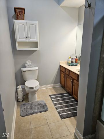 13832 Rue Fontaine Lane, Mccordsville, IN 46055