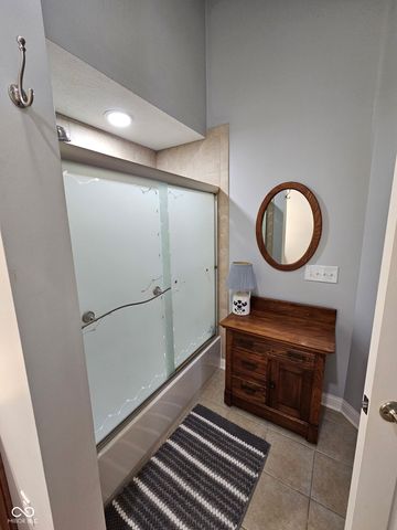 13832 Rue Fontaine Lane, Mccordsville, IN 46055