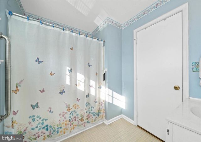 7 WICHESS WAY, Newark, DE 19702