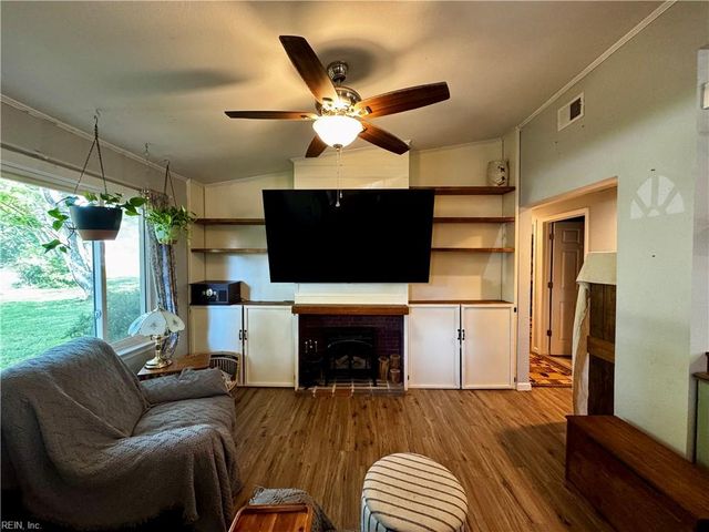 2028 Kilby LN, Suffolk, VA 23434