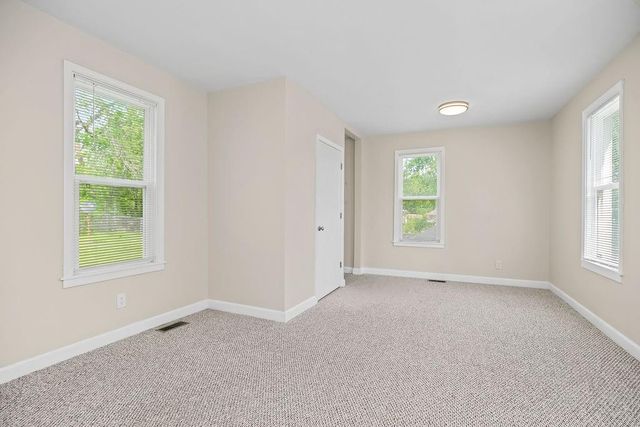 2704 N 81st Street, Kansas City, KS 66109