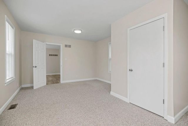 2704 N 81st Street, Kansas City, KS 66109