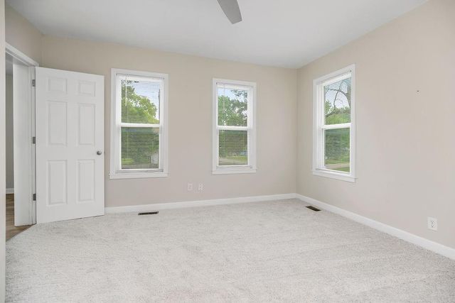 2704 N 81st Street, Kansas City, KS 66109