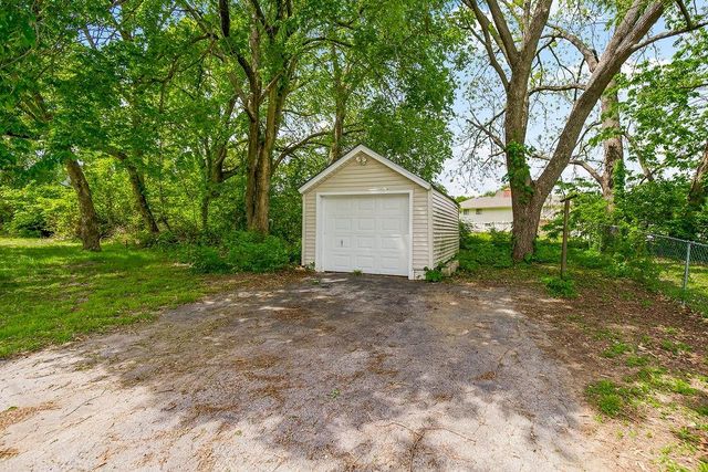 2704 N 81st Street, Kansas City, KS 66109
