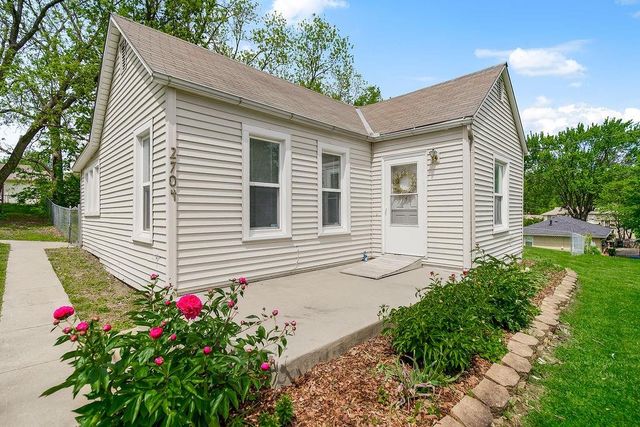 2704 N 81st Street, Kansas City, KS 66109