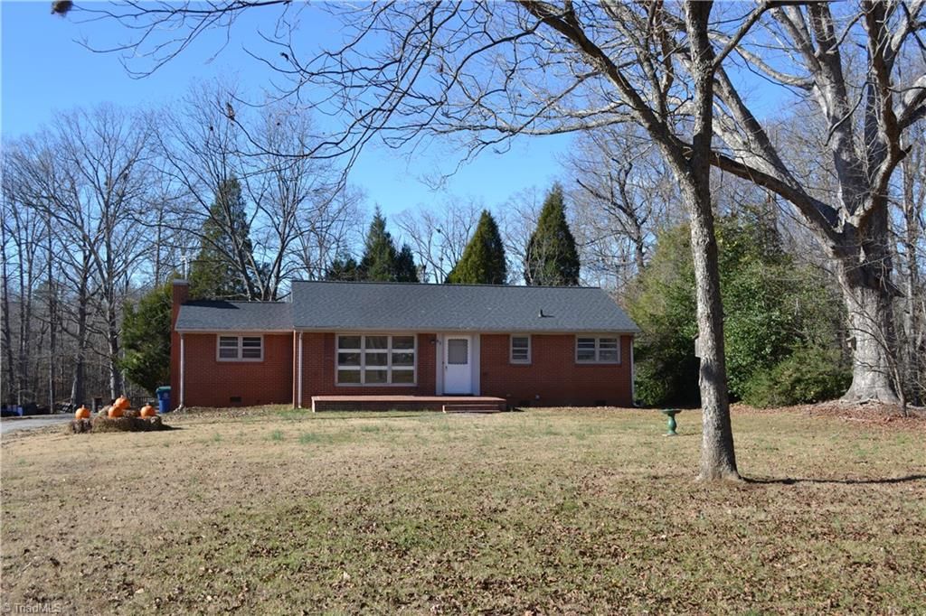 812 Dan Valley Road, Madison, NC 27025