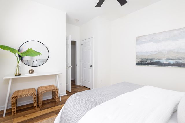 7552 Hawks Circle, Hanahan, SC 29410