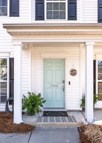 7552 Hawks Circle, Hanahan, SC 29410