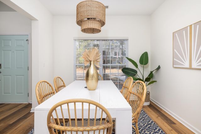 7552 Hawks Circle, Hanahan, SC 29410