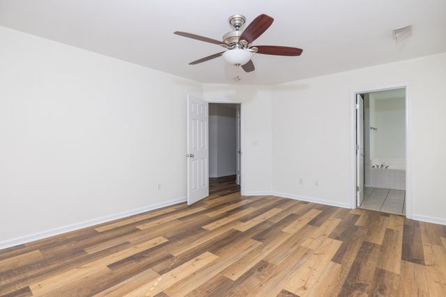 7552 Hawks Circle, Hanahan, SC 29410