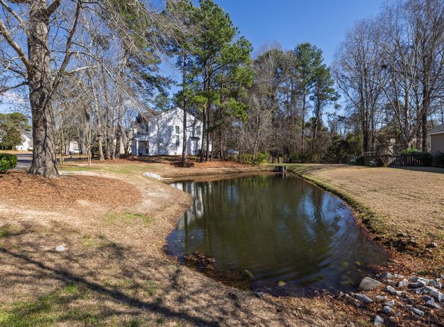 7552 Hawks Circle, Hanahan, SC 29410