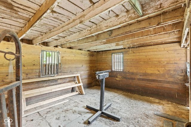 5479 S 200 E, Anderson, IN 46017