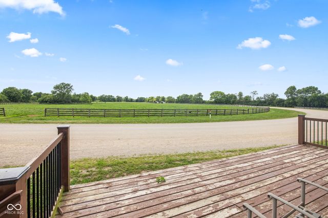 5479 S 200 E, Anderson, IN 46017