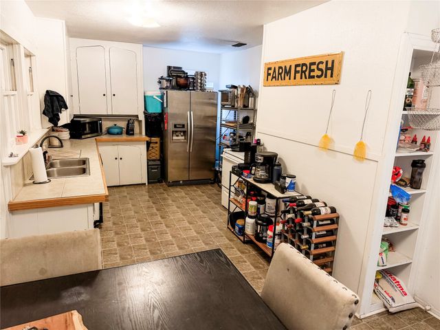 1136 W Long Street, Stephenville, TX 76401