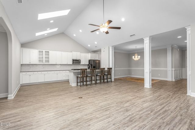 138 Dunvegan Lane, Burlington, NC 27215
