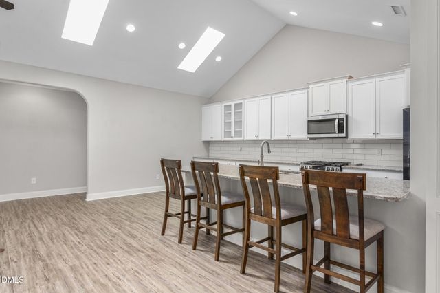 138 Dunvegan Lane, Burlington, NC 27215